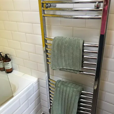 Spacious 3 Bed Townhouse In 12 Apartman Dublin