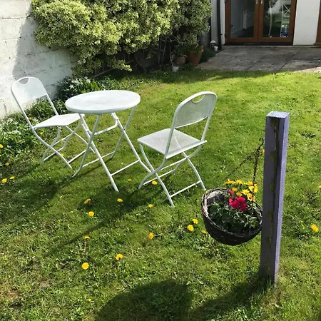 Spacious 3 Bed Townhouse In 12 Apartamento Dublin