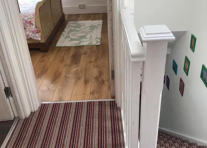 Spacious 3 Bed Townhouse In 12 Dublin