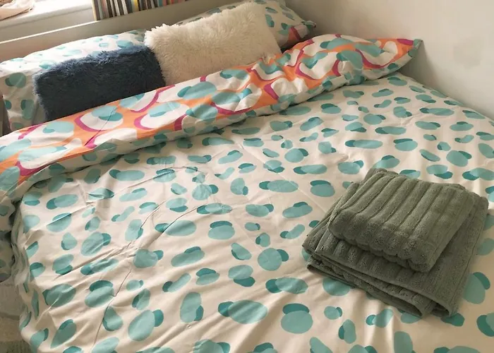 Spacious 3 Bed Townhouse In 12 Dublin