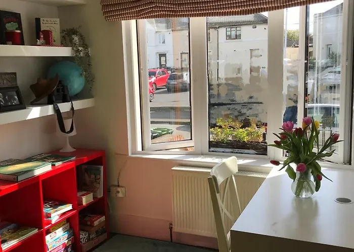Spacious 3 Bed Townhouse In 12 * Dublin